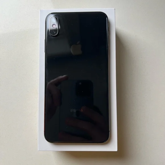 iPhone X Max 256gb - Picture 6 of 8